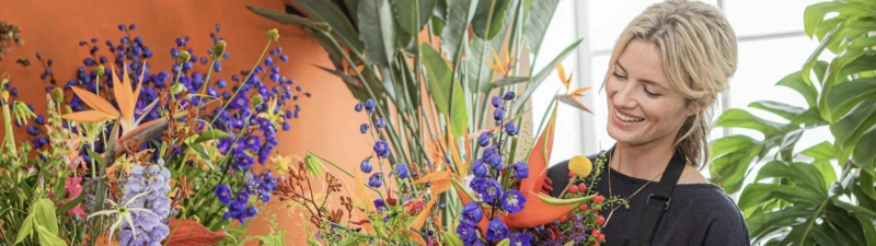 Bloemiste Fleur van Verjaardag bloemen in Zwinderen